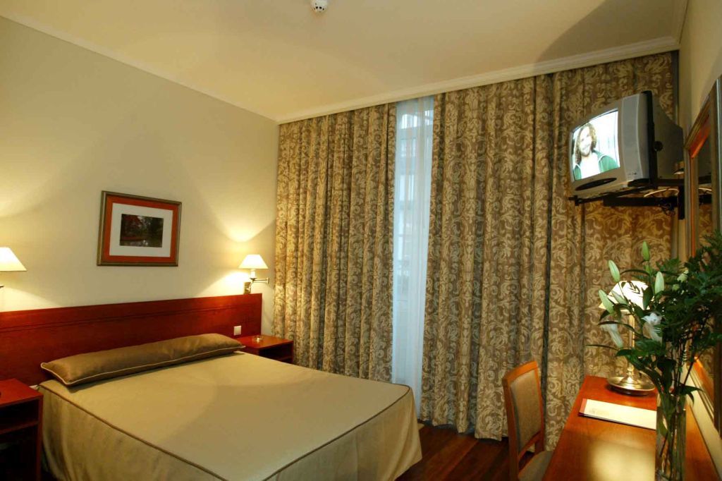 Ponta Delgada Hotel Camoes מראה חיצוני תמונה